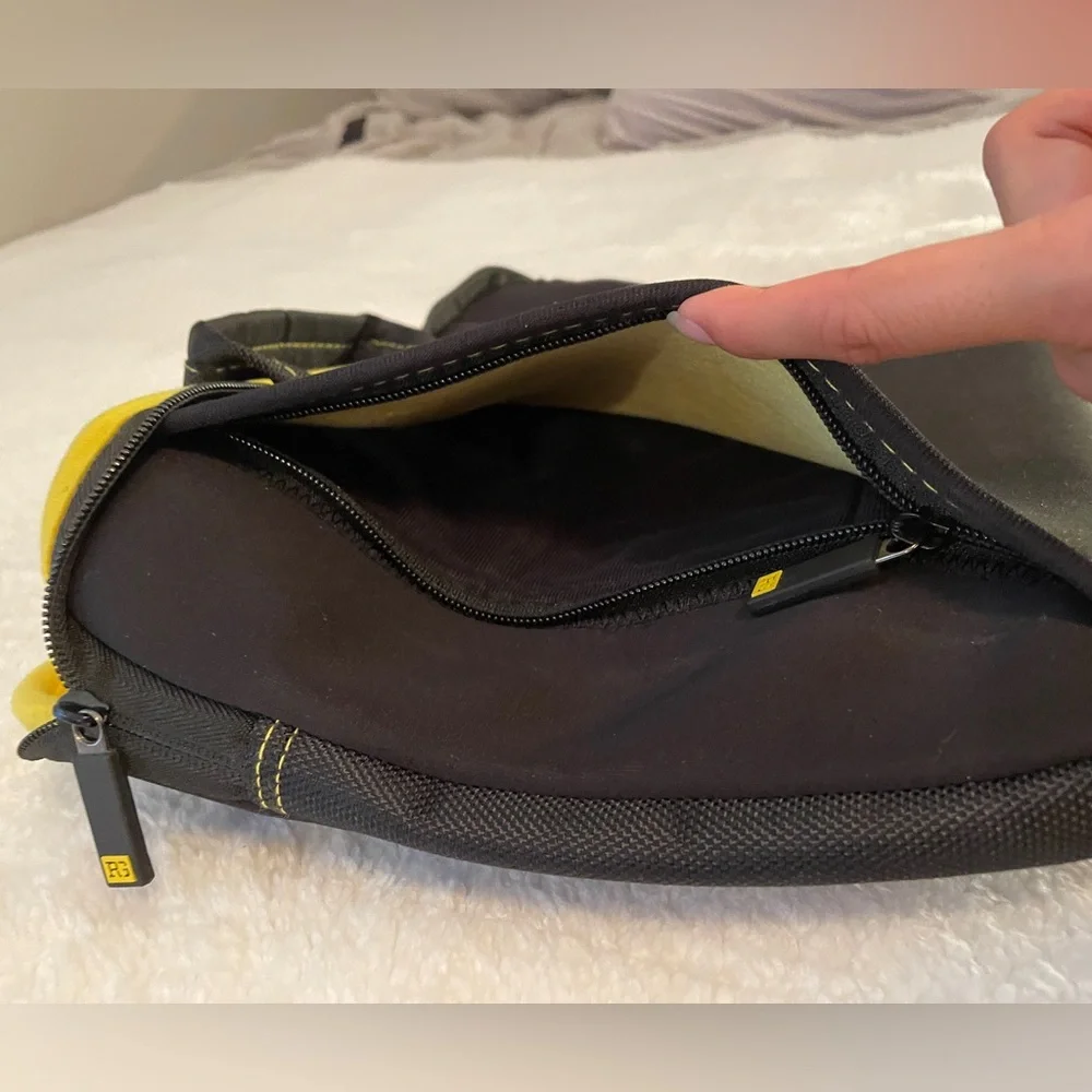 Rugged 13” laptop case with handles